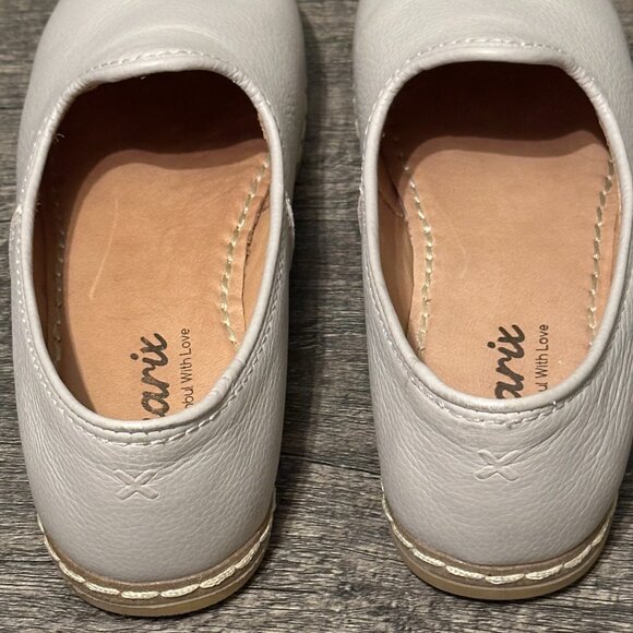 Charix Classic Cloud Slip-On, Size 37 - Picture 7 of 7